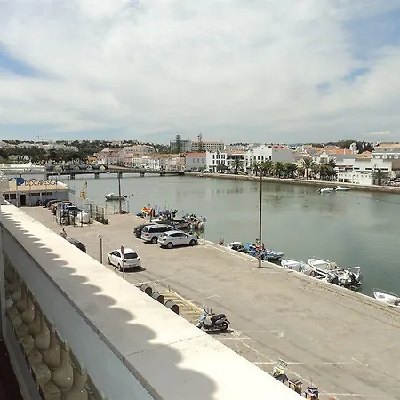 Residencial Mares Gæstehus 3*