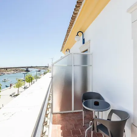 Residencial Mares 3*