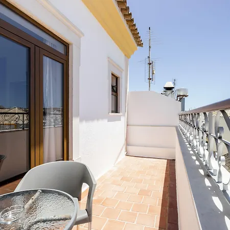 Residencial Mares 3*