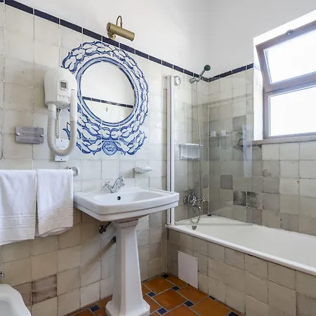 Residencial Mares 3*