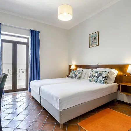 Guest house Residencial Mares