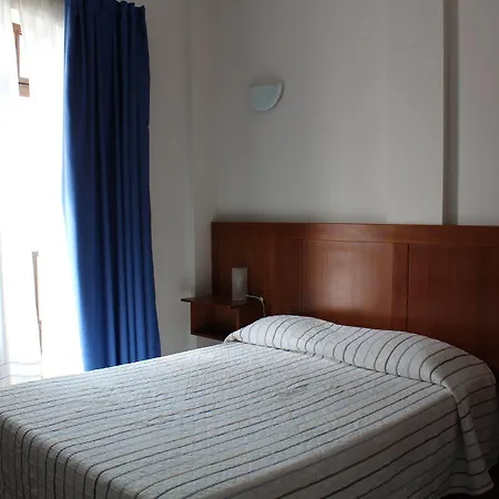 Гостевой дом Residencial Mares 3*