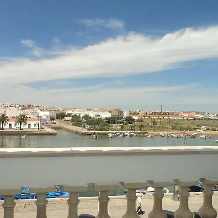 Residencial Mares Guest house