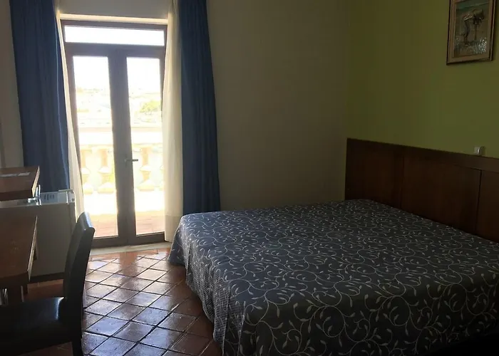 レジデンシャル マレス