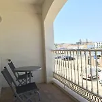 Casa de hóspedes Residencial Mares 3*